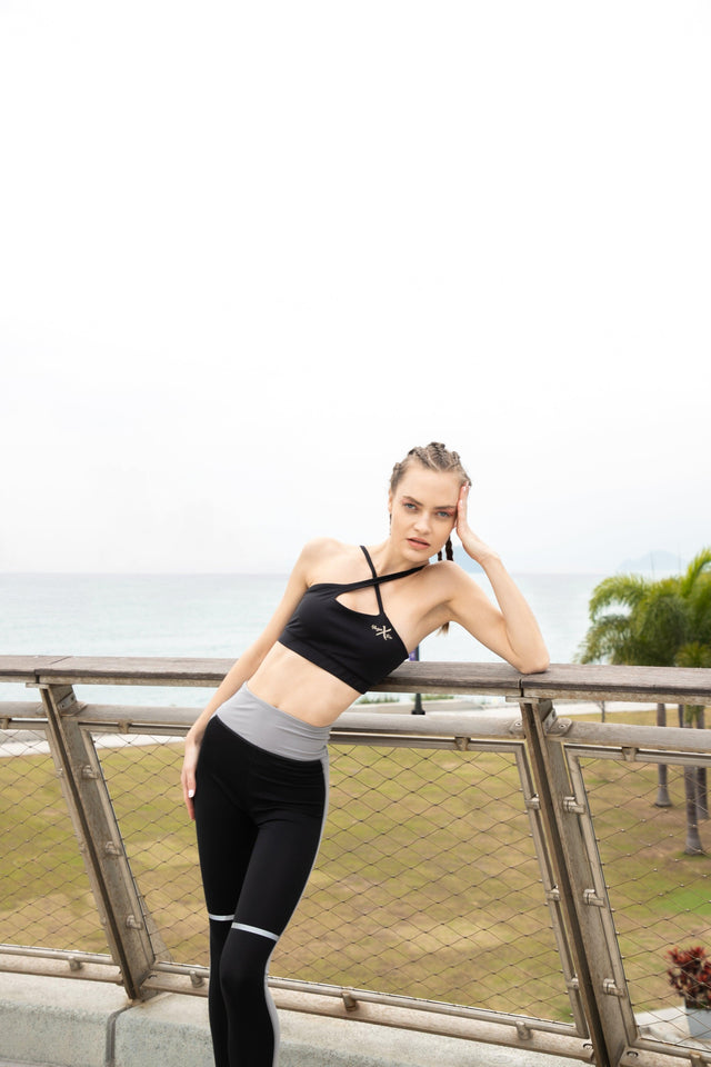 ASYMMETRIC CROSS SPORTS BRA - SUPER X