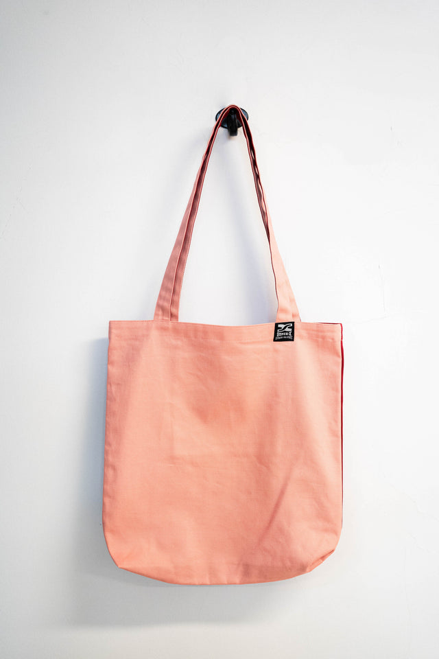 Two-tone tote bag