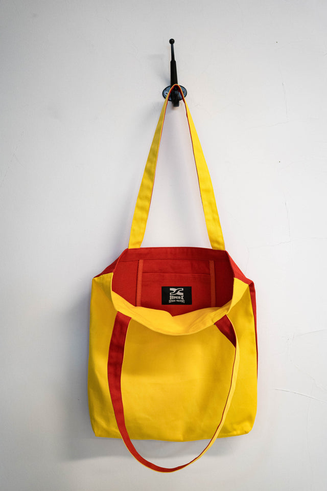 Two-tone tote bag